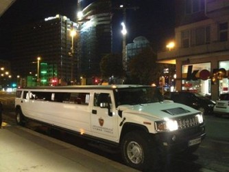 Hummer Stretchlimousine mieten wien